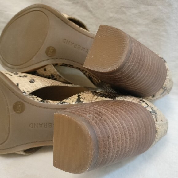 Lucky Brand Junai Heeled Shooties/Low Cut Peep-Toe Booties - Picture 7 of 8